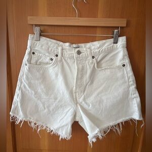 AGOLDE PARKER LONG SHORTS IN PANNA COTTA. White size 26